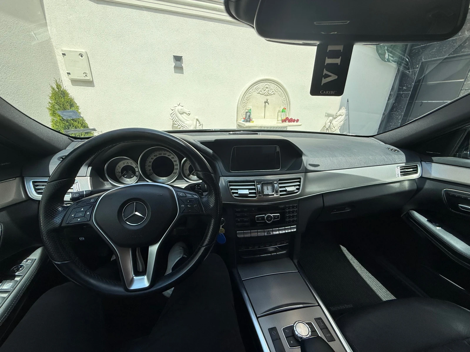 Mercedes-Benz E 350, снимка 10 - Автомобили и джипове - 54803469
