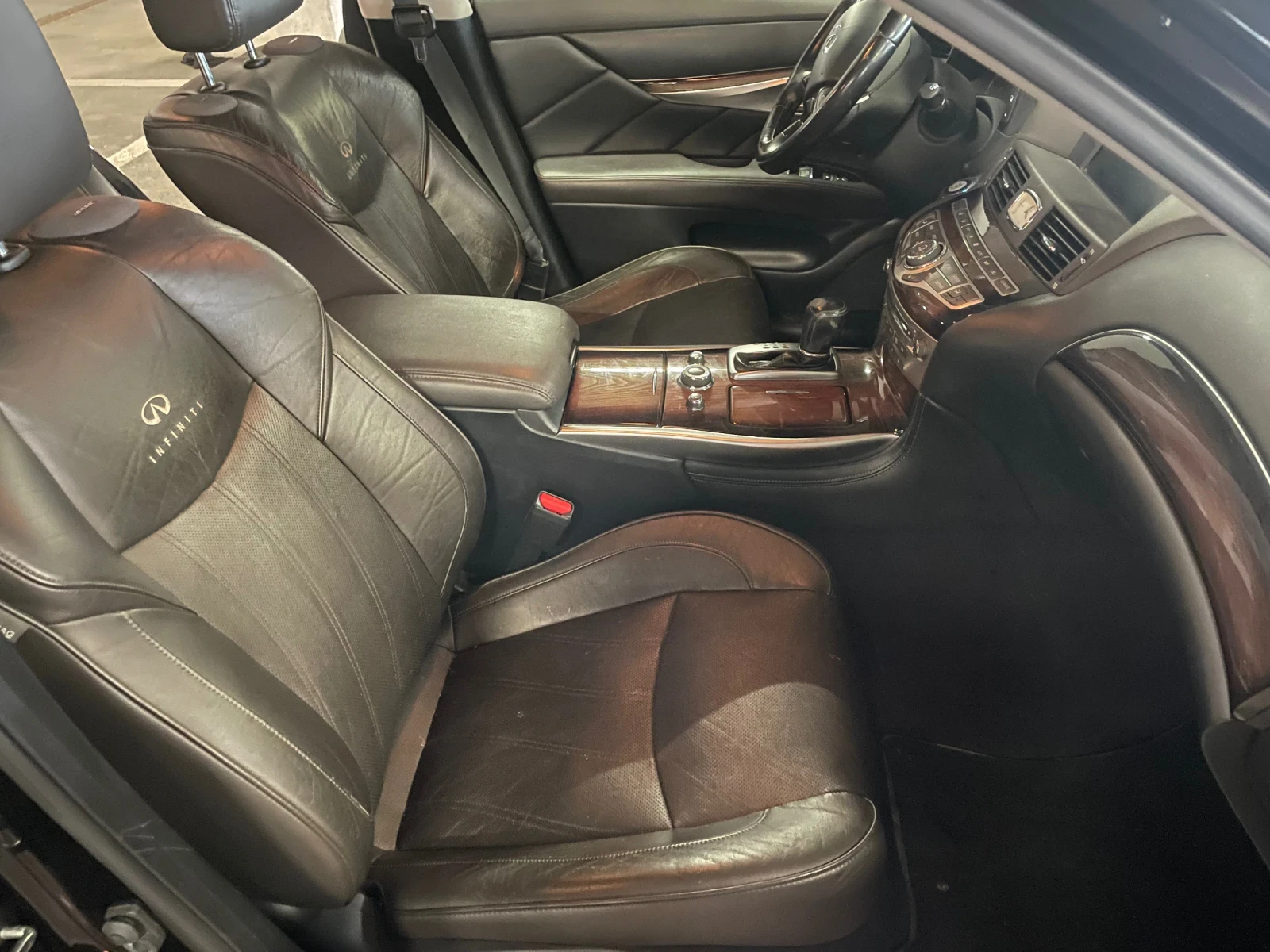 Infiniti M M30d, снимка 8 - Автомобили и джипове - 55266517