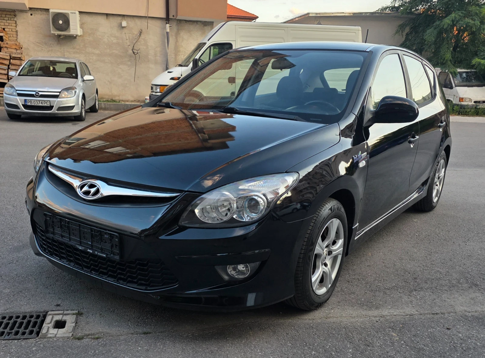 Hyundai I30 1.4     104000��. | Mobile.bg � ����������� 2
