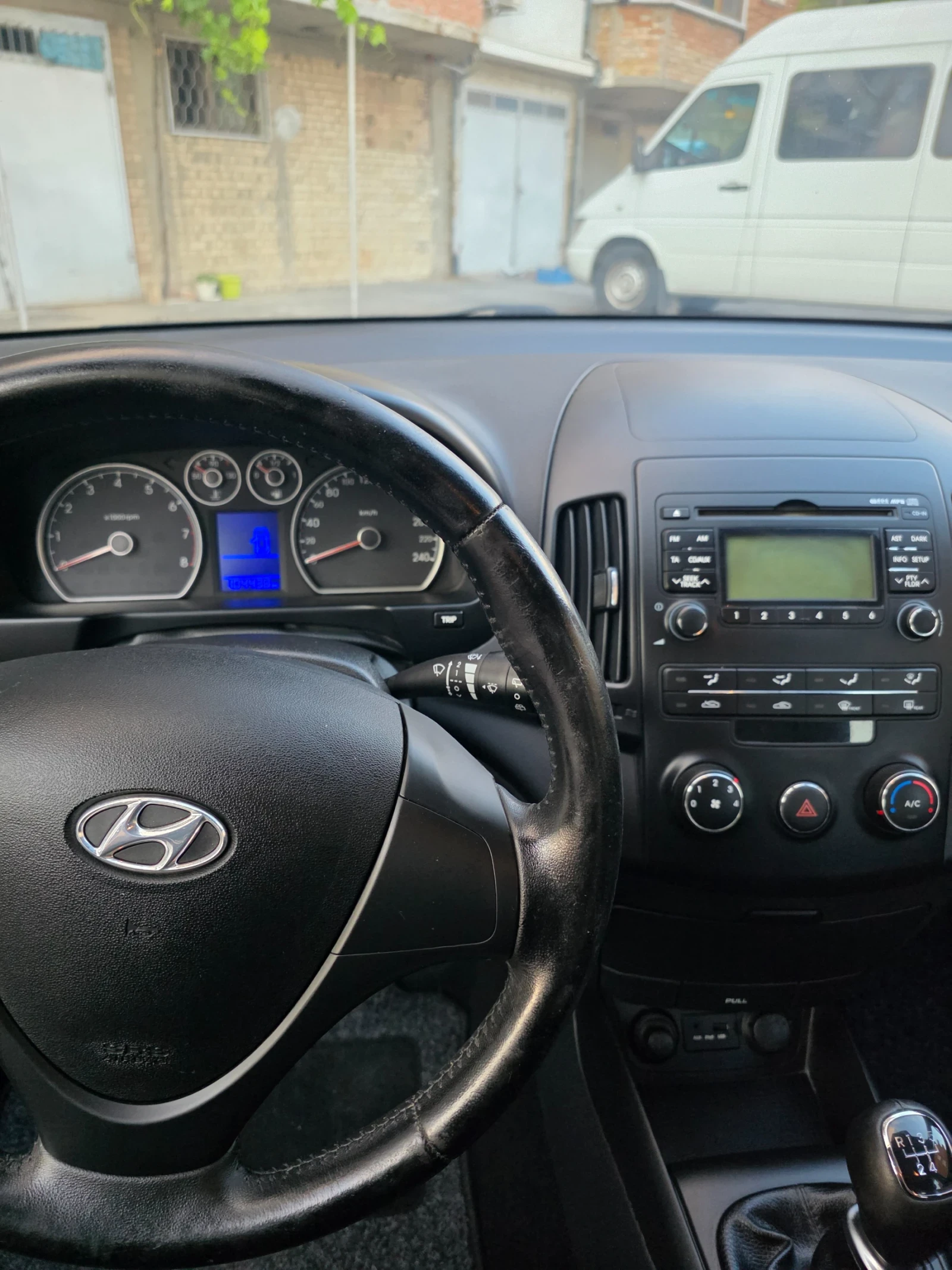 Hyundai I30 1.4     104000��. | Mobile.bg � ����������� 8