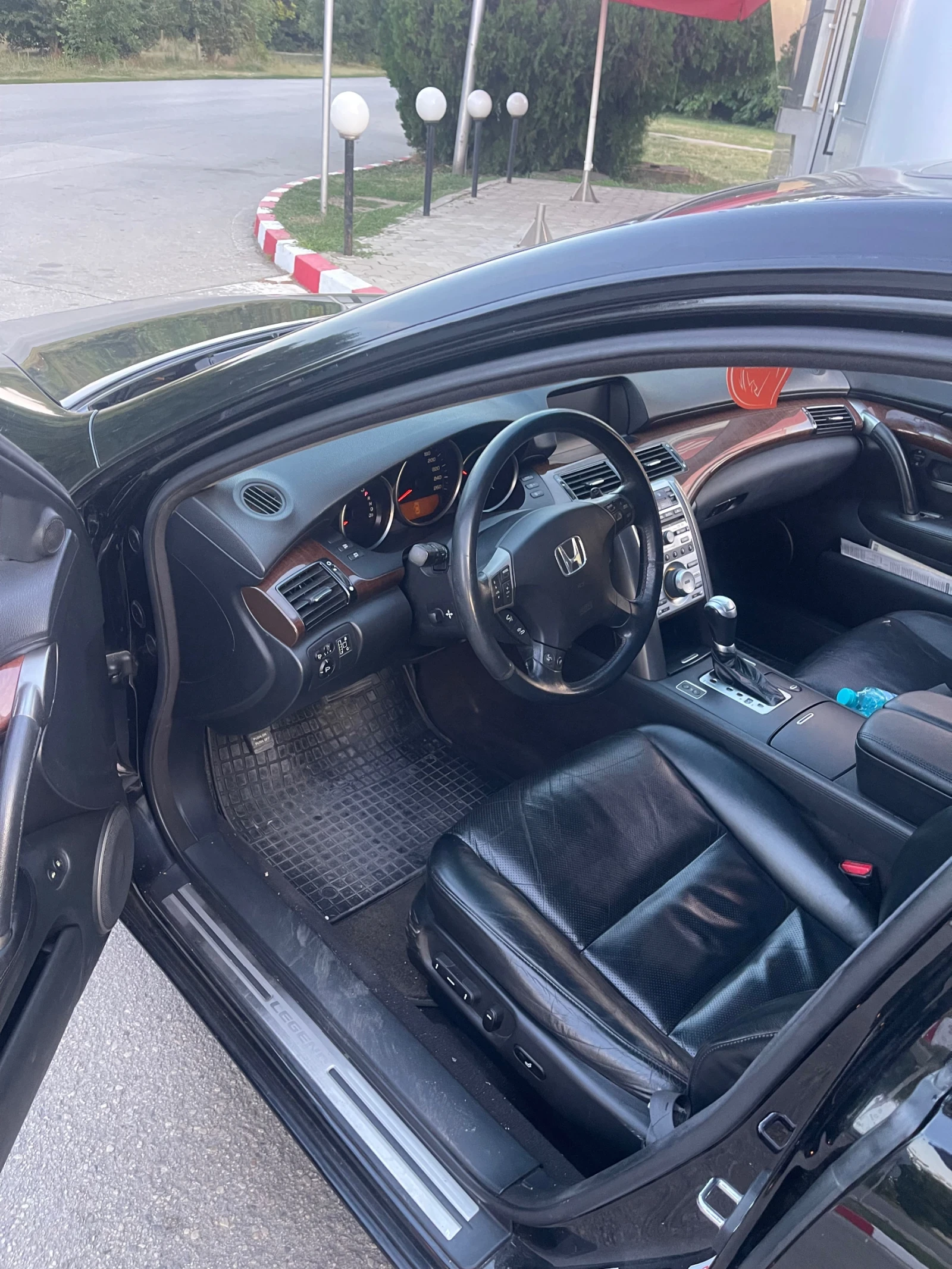 Honda Legend, снимка 7 - Автомобили и джипове - 56140107