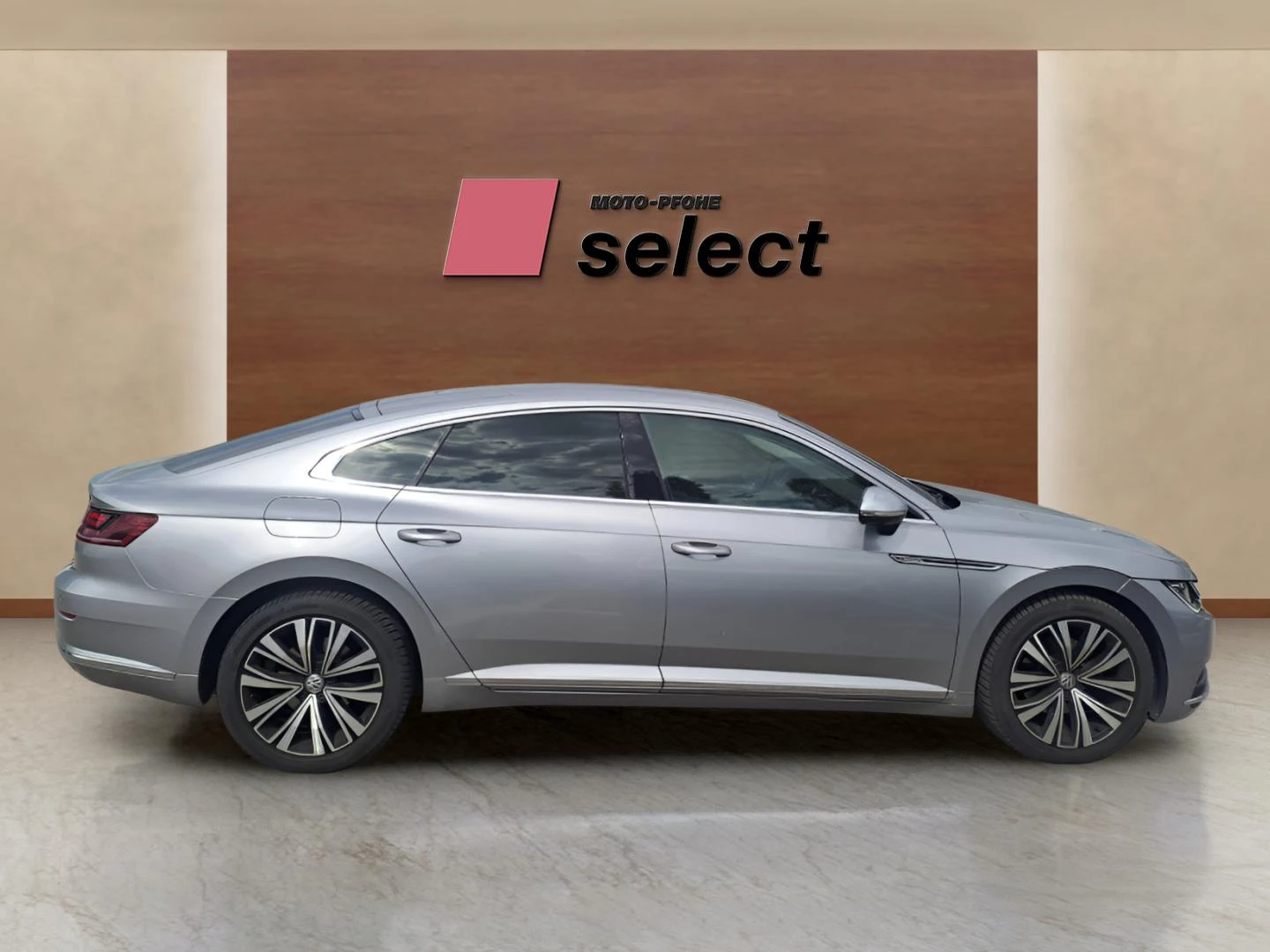 VW Arteon 2.0 TDI, снимка 4 - Автомобили и джипове - 56145147