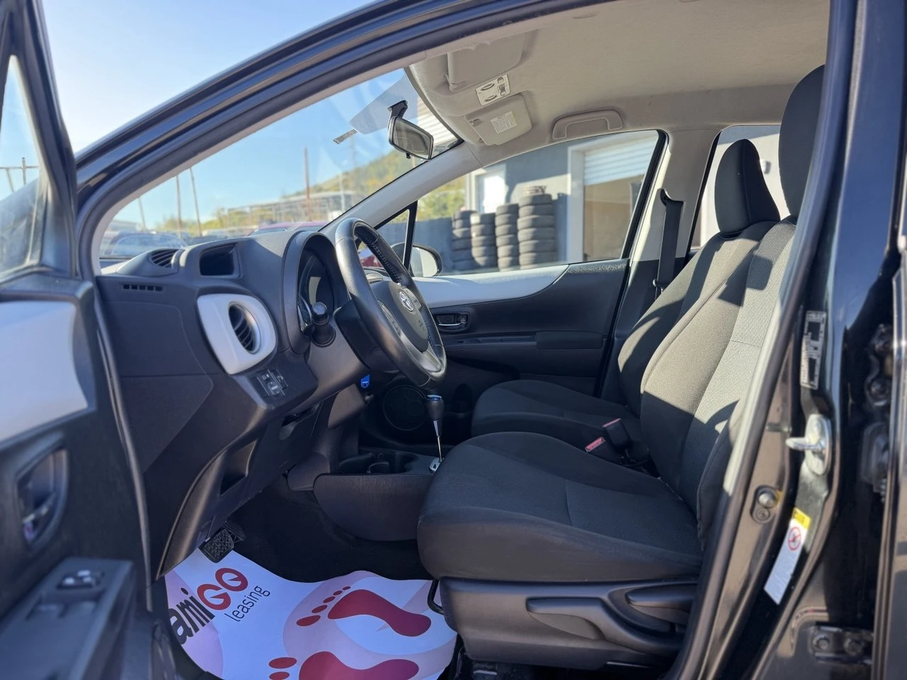 Toyota Yaris 1.5HYBRID CAMERA, снимка 9 - Автомобили и джипове - 56375255