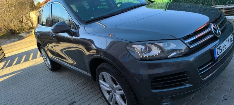 VW Touareg 3.0 TDI, снимка 9 - Автомобили и джипове - 49409589