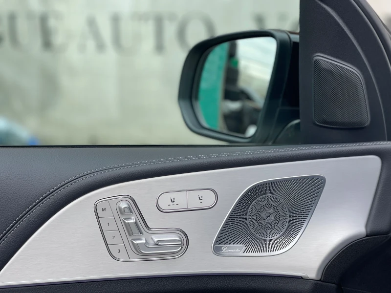 Mercedes-Benz GLE 53 4MATIC AMG* PANO* KEYLESS* 360* BURMESTER* MEMORY* HUD, снимка 13 - Автомобили и джипове - 49765413