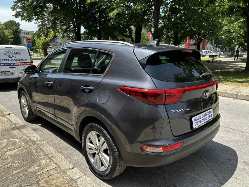 Kia Sportage, снимка 3 - Автомобили и джипове - 51353200