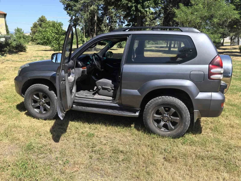 Toyota Land cruiser, снимка 5 - Автомобили и джипове - 52422739