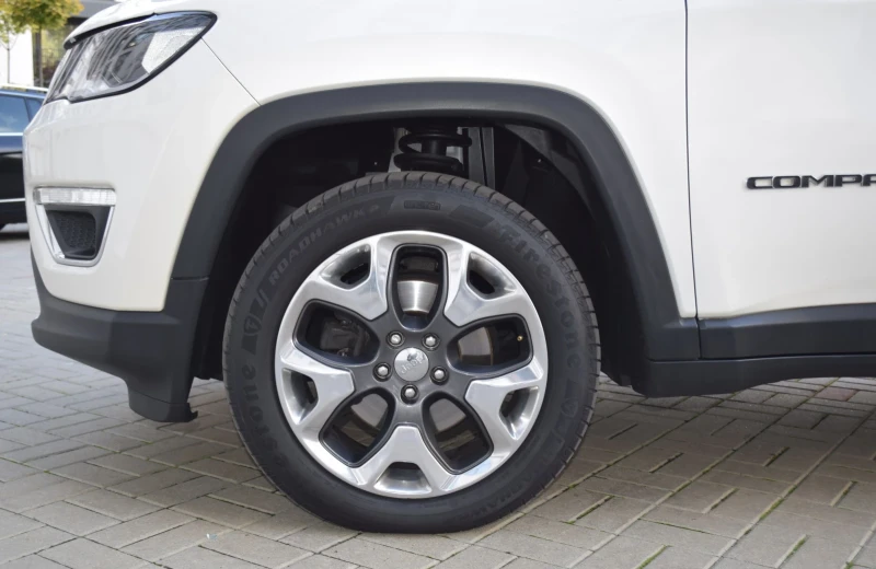 Jeep Compass Limited 4X4, снимка 6 - Автомобили и джипове - 52475104