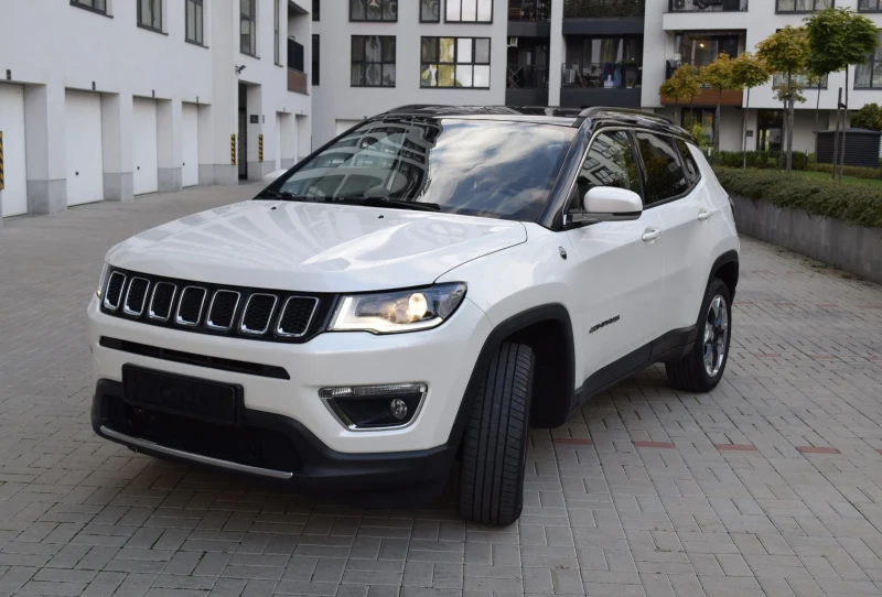 Jeep Compass Limited 4X4, снимка 5 - Автомобили и джипове - 52475104