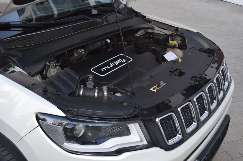 Jeep Compass Limited 4X4, снимка 17 - Автомобили и джипове - 52475104