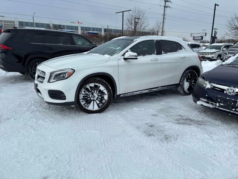 Mercedes-Benz GLA 250 * CARFAX * БЕЗ ПЪРВОНАЧАЛНА ВНОСКА, снимка 2 - Автомобили и джипове - 53150402