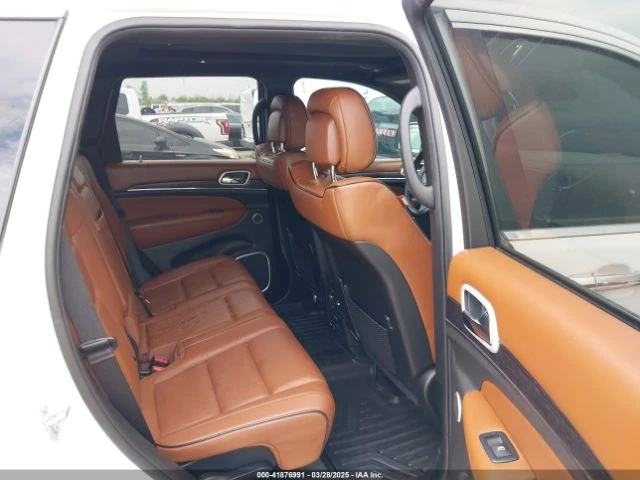 Jeep Grand cherokee 5.7HEMI SUMMIT * ЛИЗИНГ*  - изображение 9