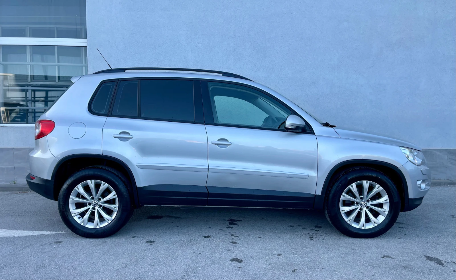 VW Tiguan 2.0TDI 140 DSG - изображение 6