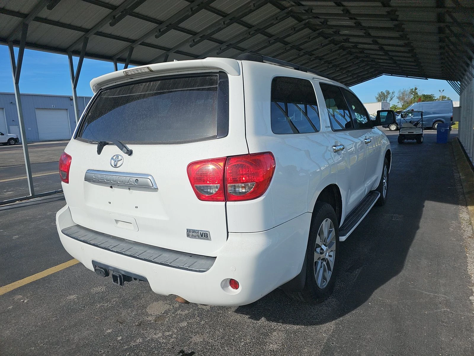 Toyota Sequoia LIMITED* 5.7* V8* ПОДГРЕВ* КАМЕРА* КЕЙЛЕС*  - изображение 2