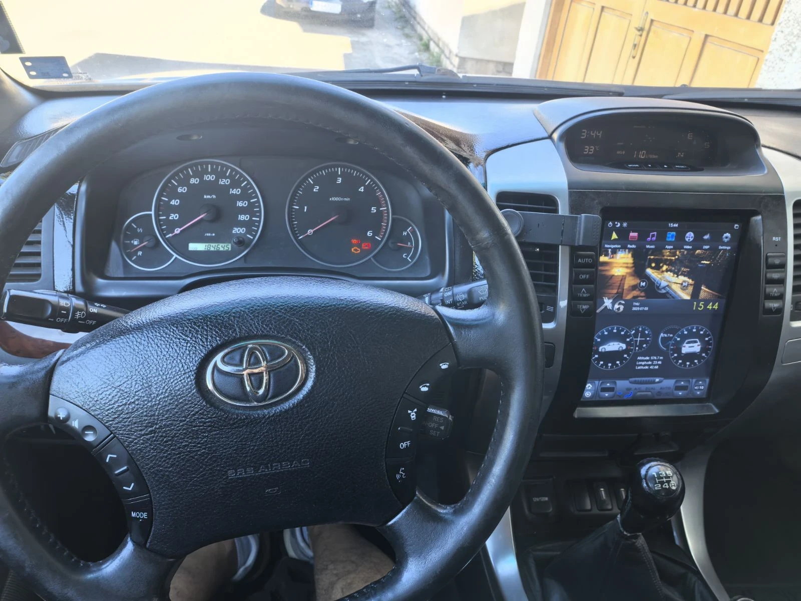 Toyota Land cruiser  - изображение 10