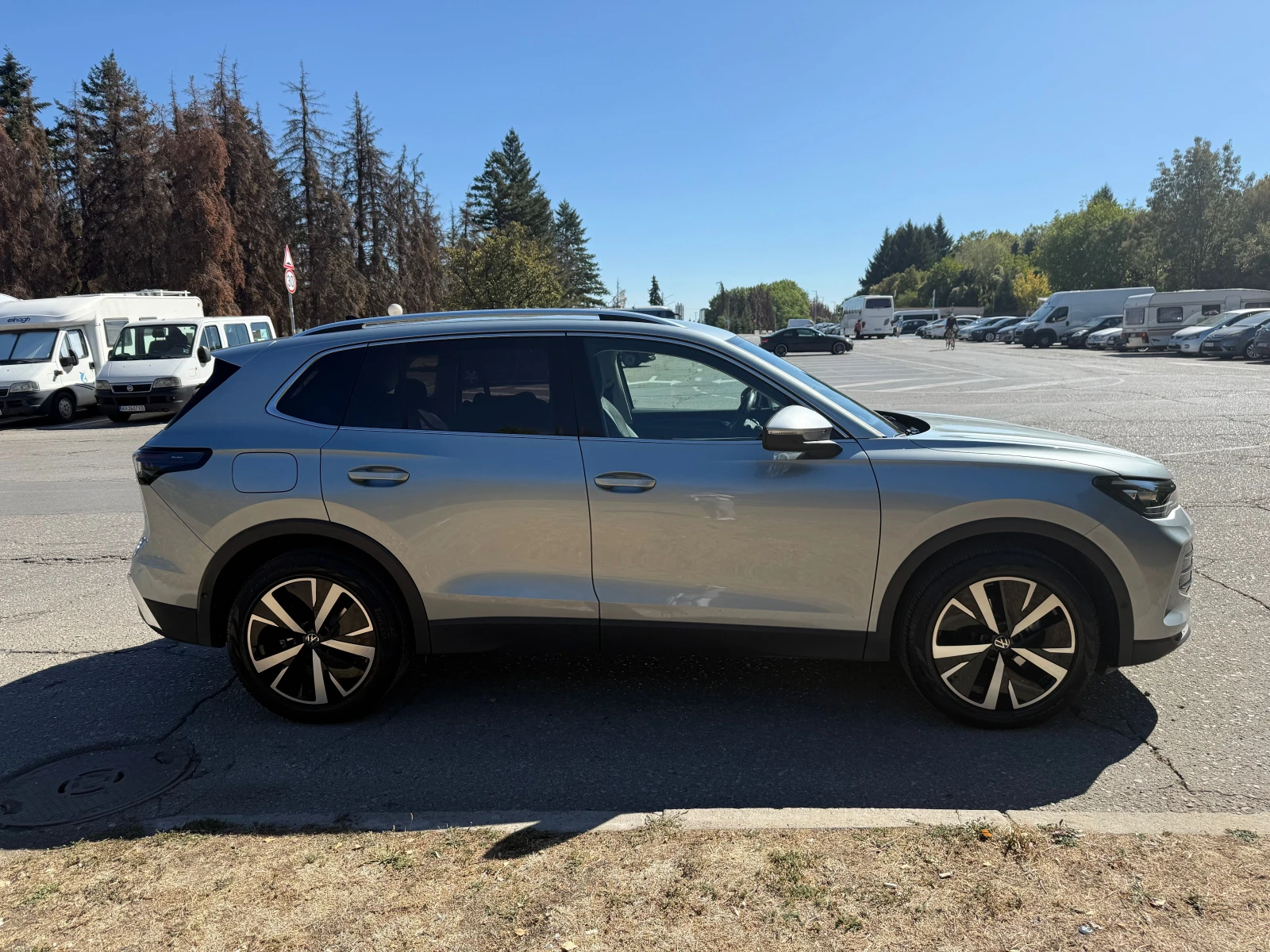 VW Tiguan Elegance 1.5 eTSI DSG - изображение 4