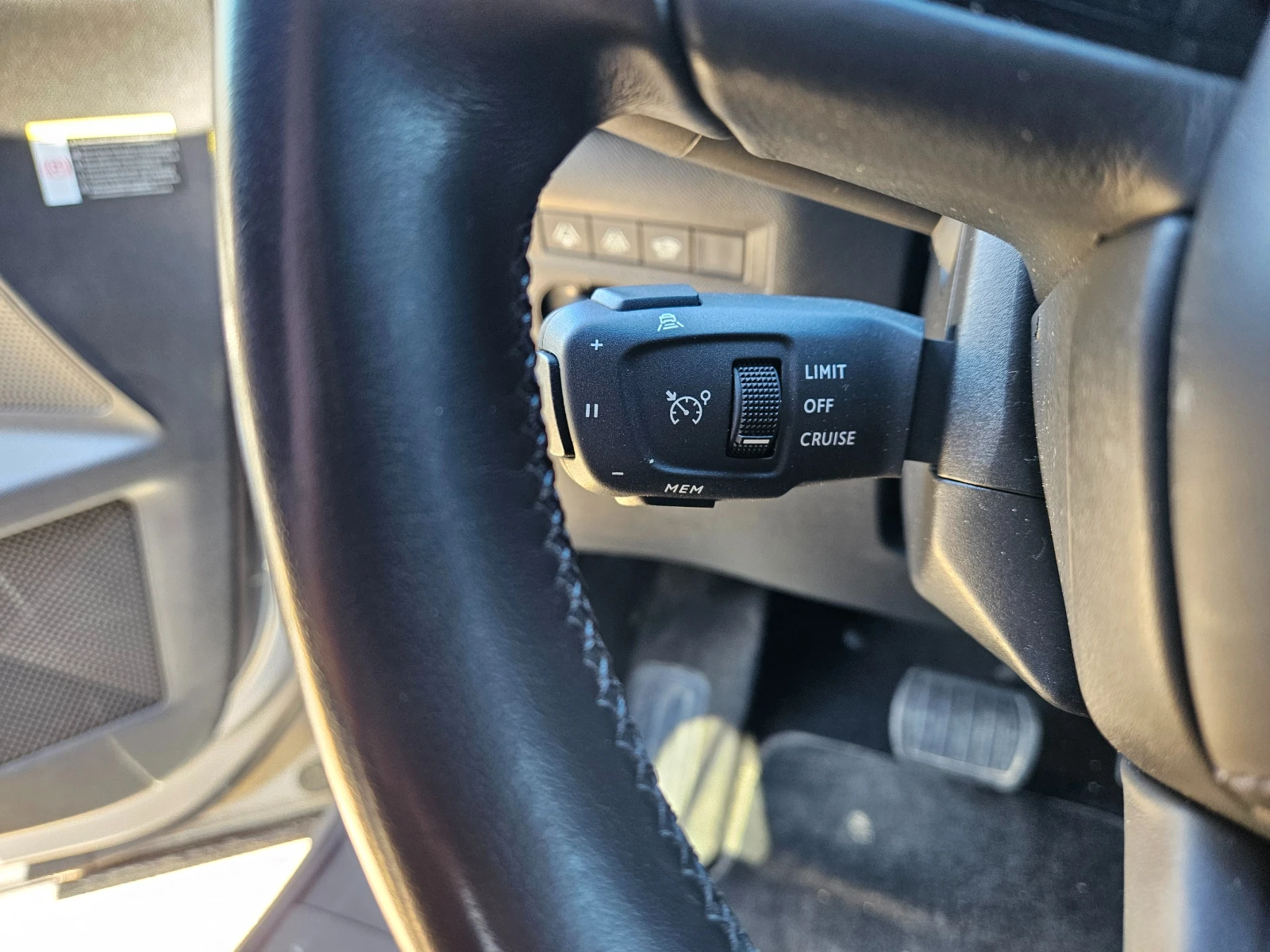 Citroen DS 3 Crossback E-Tense So Chic FULL, снимка 11 - Автомобили и джипове - 53791568