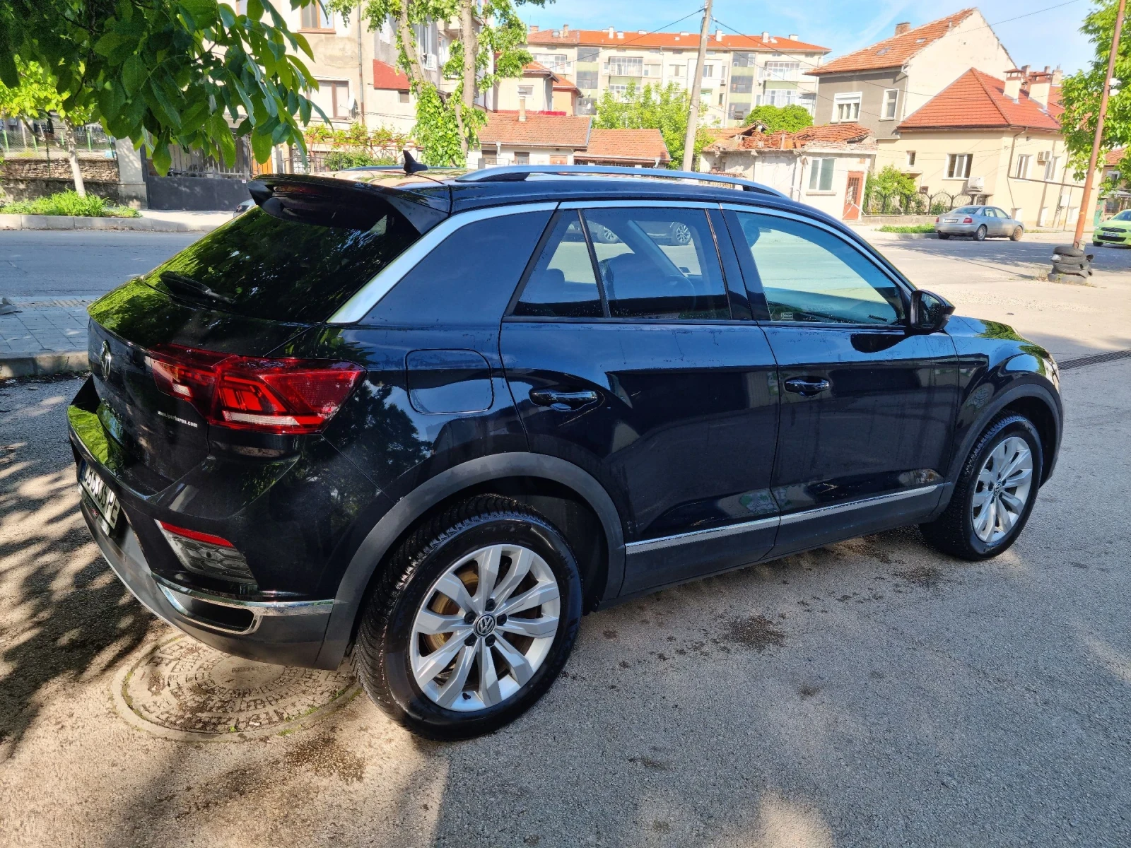 VW T-Roc 1.5TSI/DIGITAL/KAMERA/PANORAMA/РЪЧКА , снимка 5 - Автомобили и джипове - 54338426