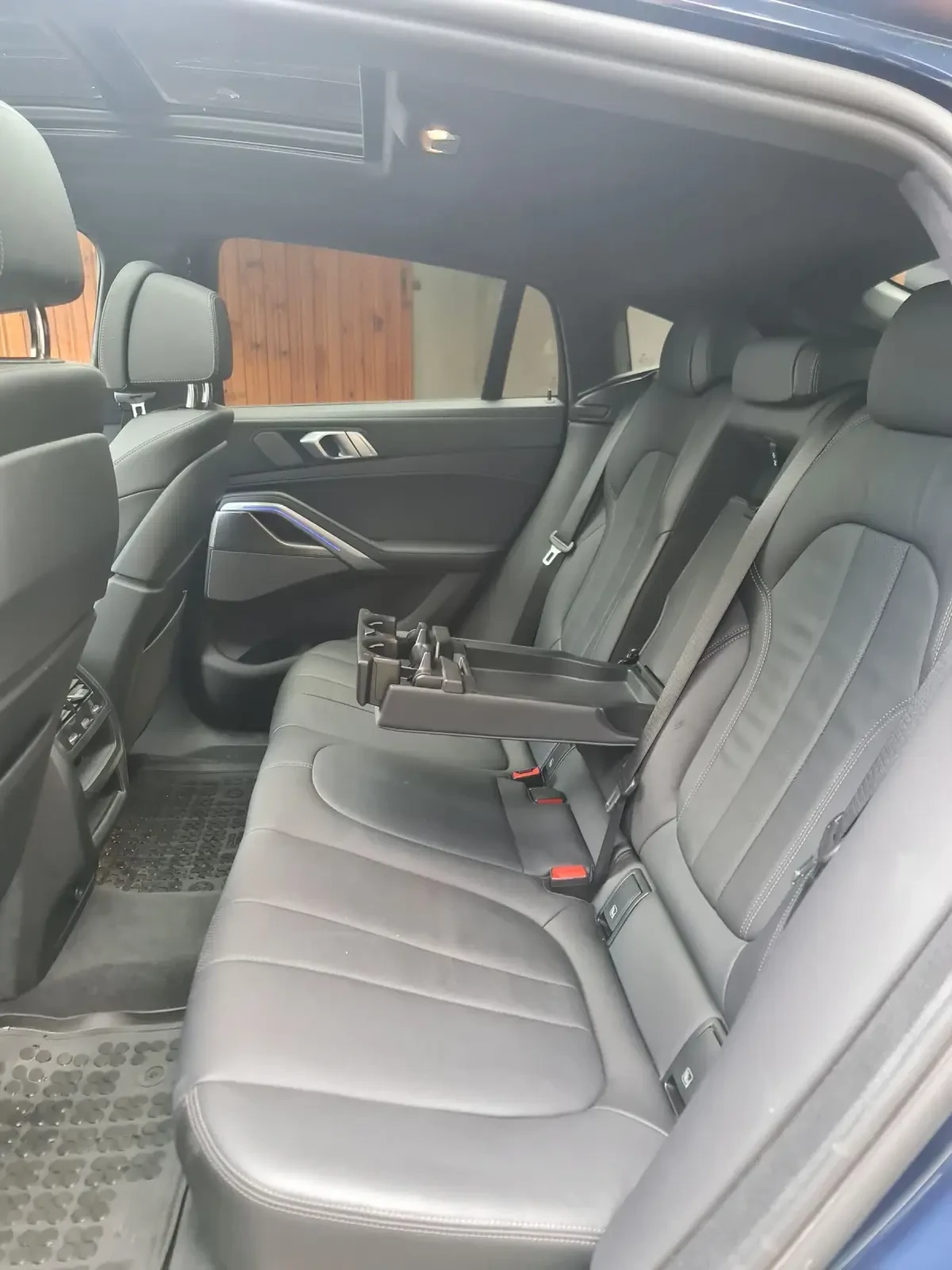 BMW X6 M50i, снимка 10 - Автомобили и джипове - 54693496