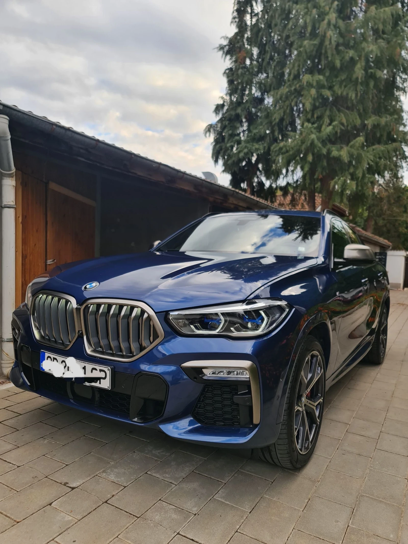 BMW X6 M50i, снимка 8 - Автомобили и джипове - 54693496