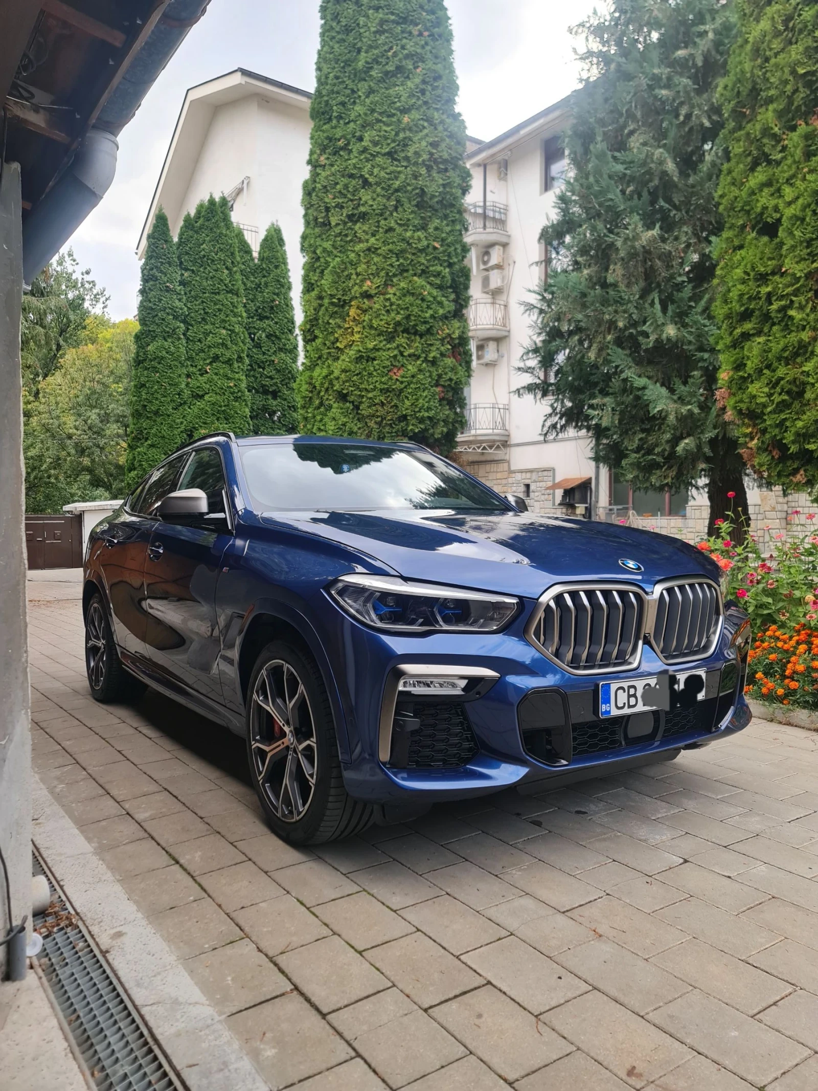 BMW X6 M50i, снимка 3 - Автомобили и джипове - 54693496