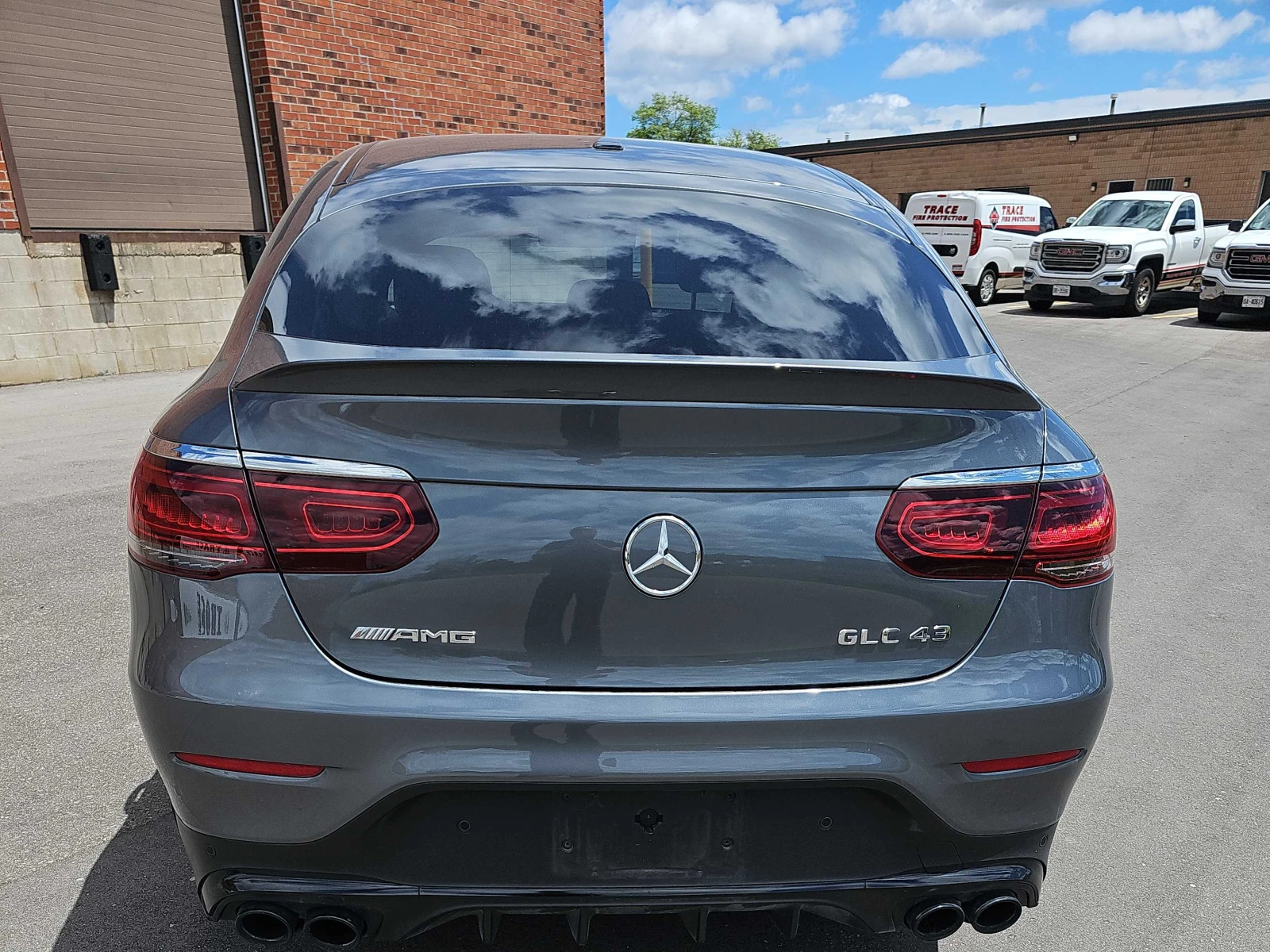 Mercedes-Benz GLC 43 AMG Keyless * 2 КЛЮЧА * CARFAX, снимка 5 - Автомобили и джипове - 54839661