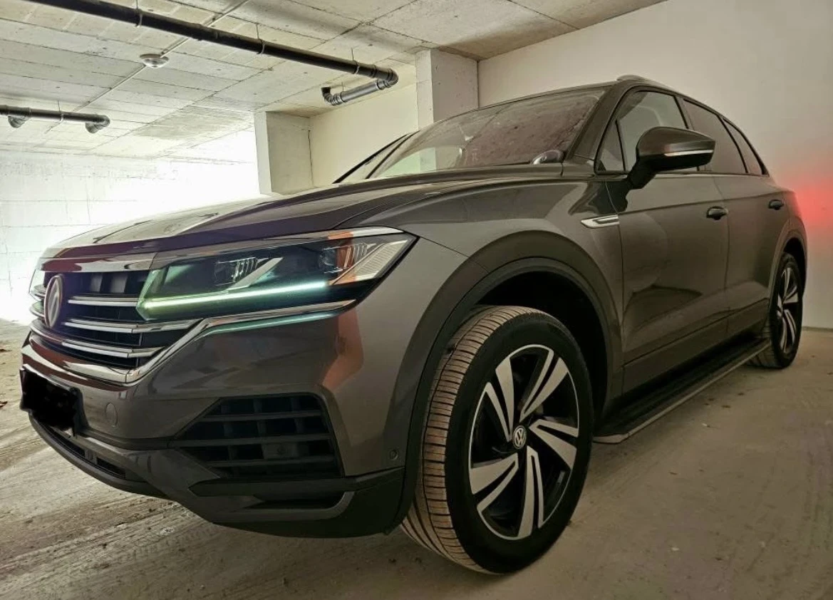 VW Touareg 3.0 TDI, снимка 7 - Автомобили и джипове - 55784510