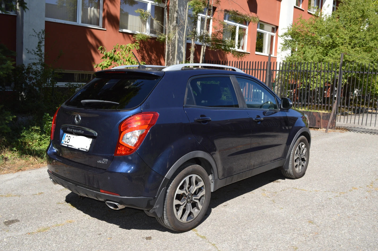SsangYong Korando 2.2, снимка 2 - Автомобили и джипове - 56056213