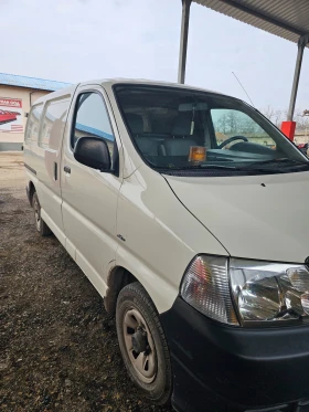     Toyota Hiace 4x4  