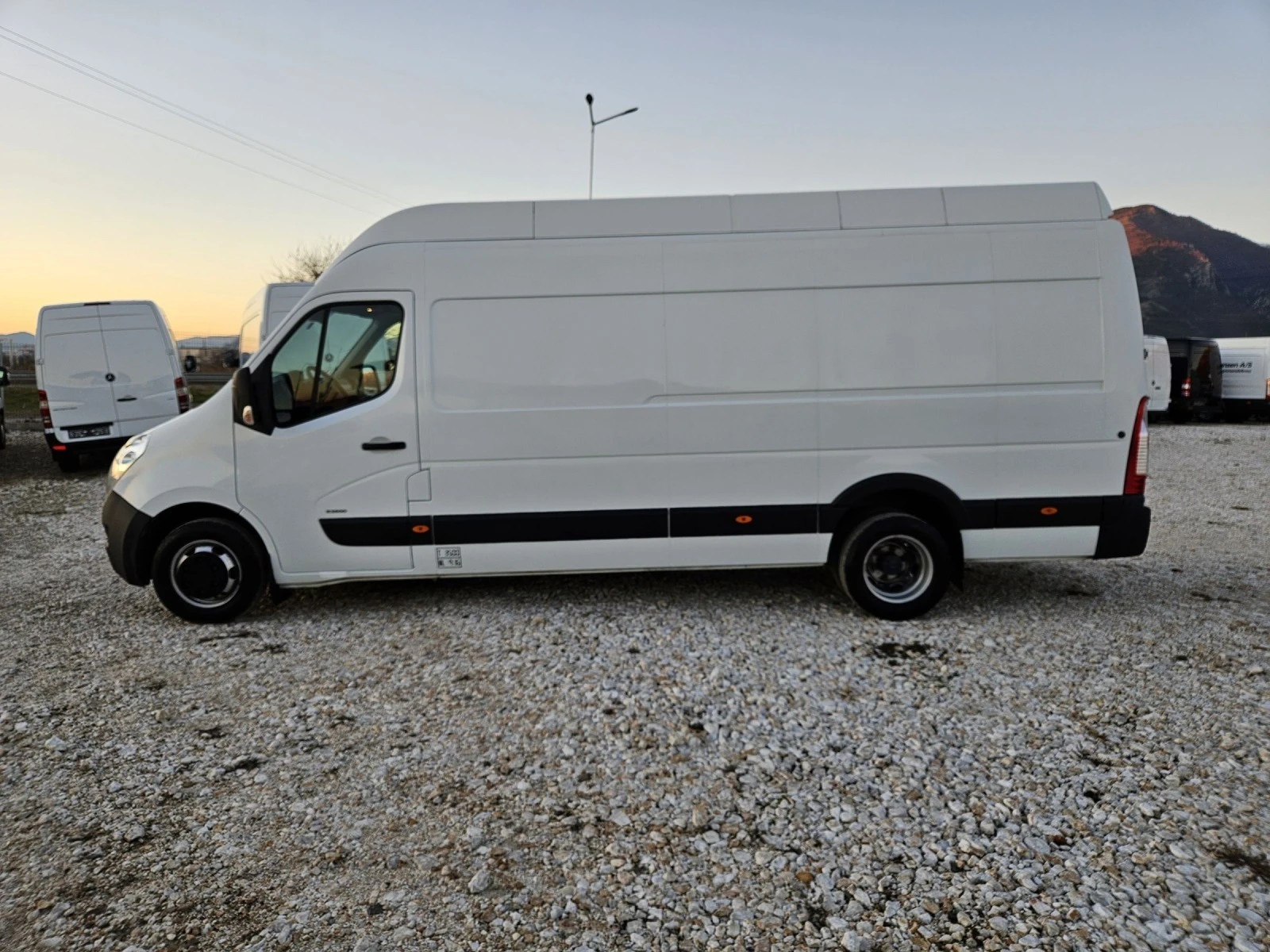 Opel Movano  - изображение 2