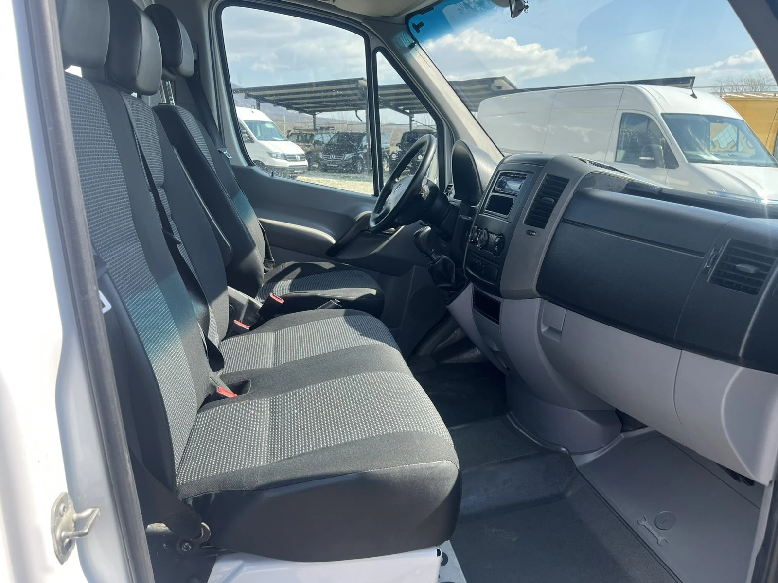 Mercedes-Benz Sprinter 9местен KLIMA - изображение 10