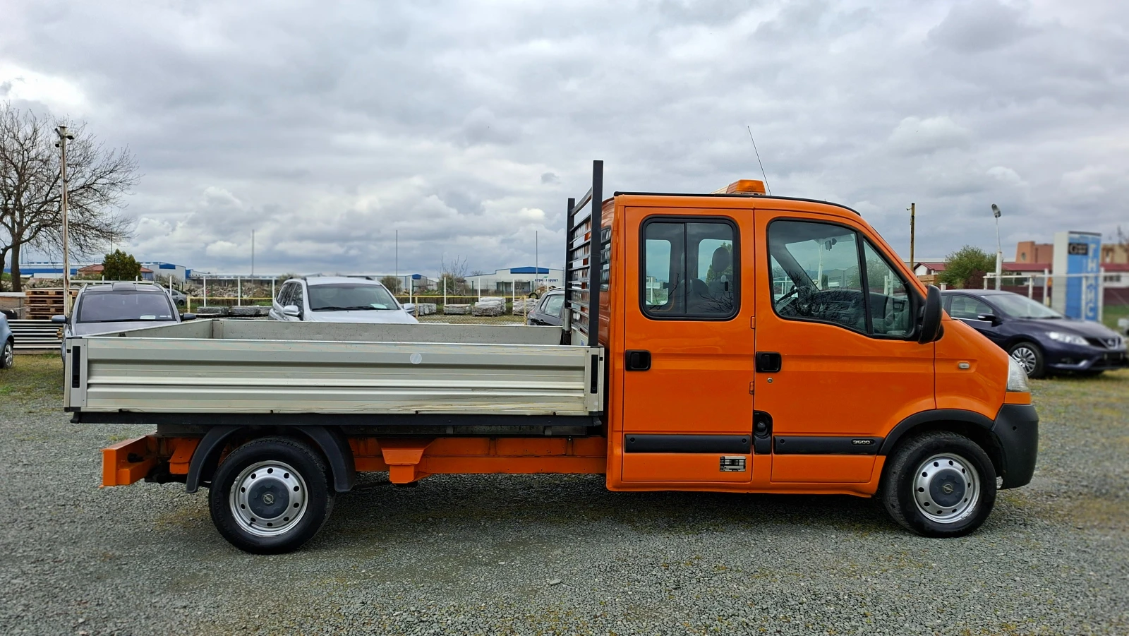 Opel Movano 2.5CDi 100k.c., снимка 4 - Бусове и автобуси - 54083997