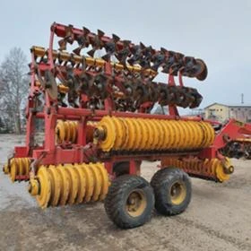      Vaderstad CARRIER 820 