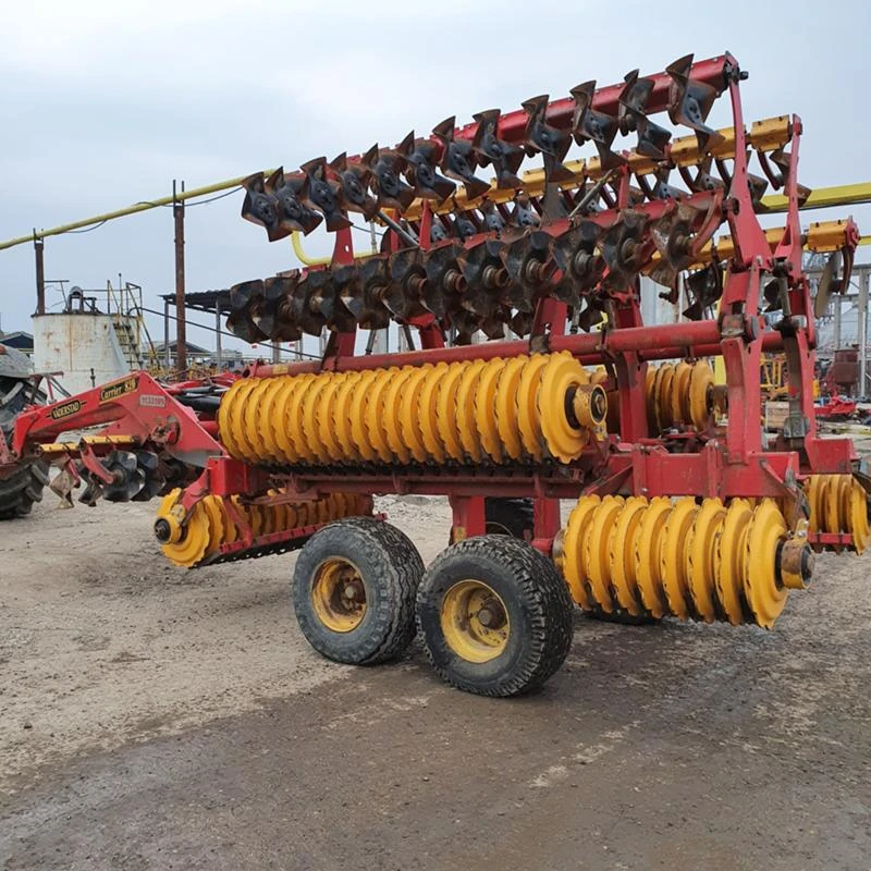 Култиватор Vaderstad CARRIER 820 ПРОДАДЕН, снимка 2 - Селскостопанска техника - 47259621