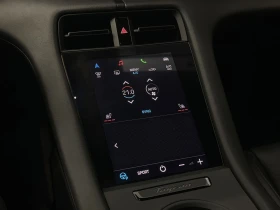 Porsche Taycan Performance Battery* Pano* Navi* Термопомпа* , снимка 16