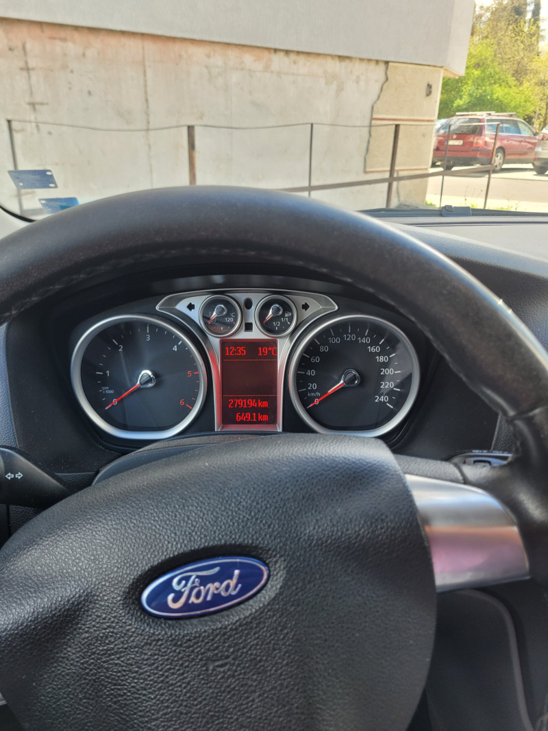 Ford Focus, снимка 4 - Автомобили и джипове - 46060772