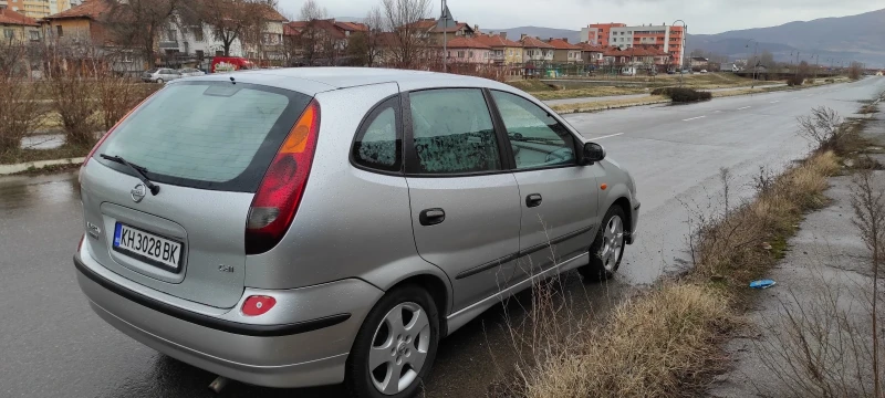 Nissan Almera tino, снимка 4 - Автомобили и джипове - 47447030