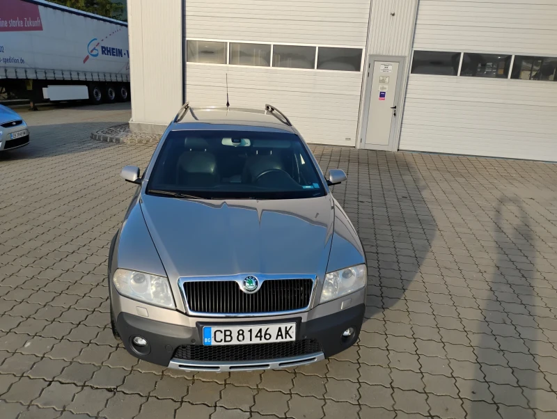 Skoda Octavia SCOUT, снимка 2 - Автомобили и джипове - 47671185