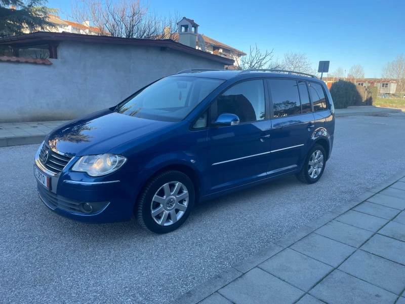 VW Touran 2.0 TDI, снимка 1 - Автомобили и джипове - 48816834