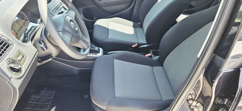 VW Polo AVTOMAT* 1.4I* 105000км, снимка 13 - Автомобили и джипове - 50701090