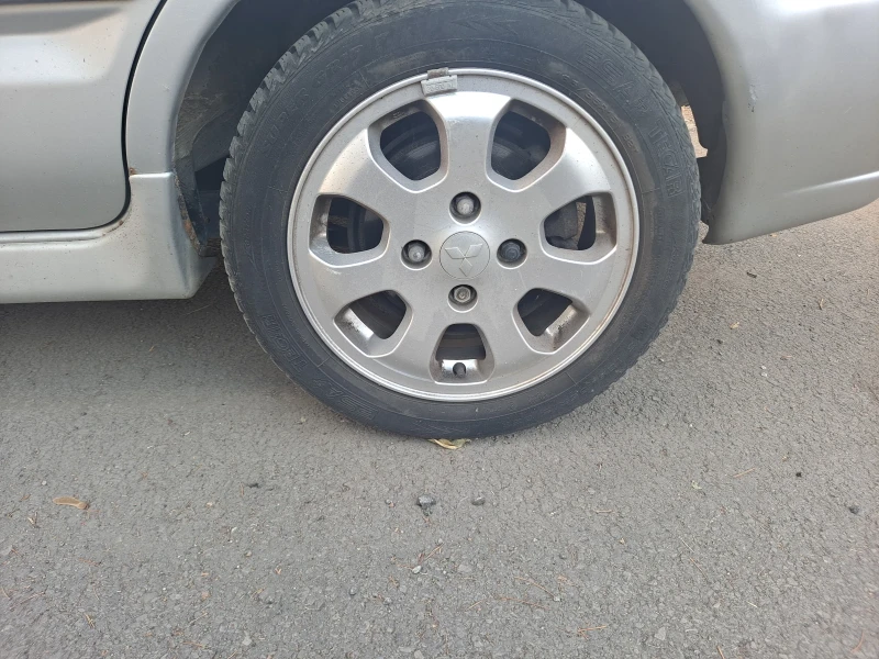 Mitsubishi Space star Бензин, снимка 9 - Автомобили и джипове - 52866862