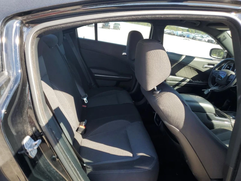 Dodge Charger SE, снимка 10 - Автомобили и джипове - 52414083