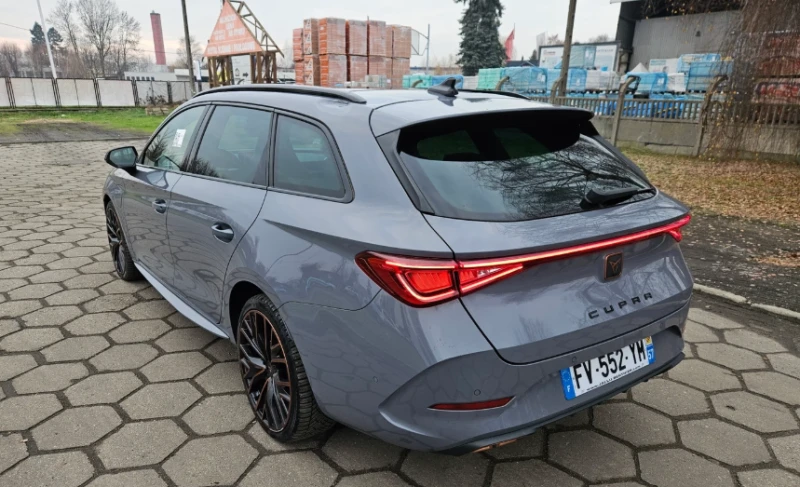 Cupra Leon  1.4 e-Hybrid PHEV DSG, снимка 3 - Автомобили и джипове - 52673771