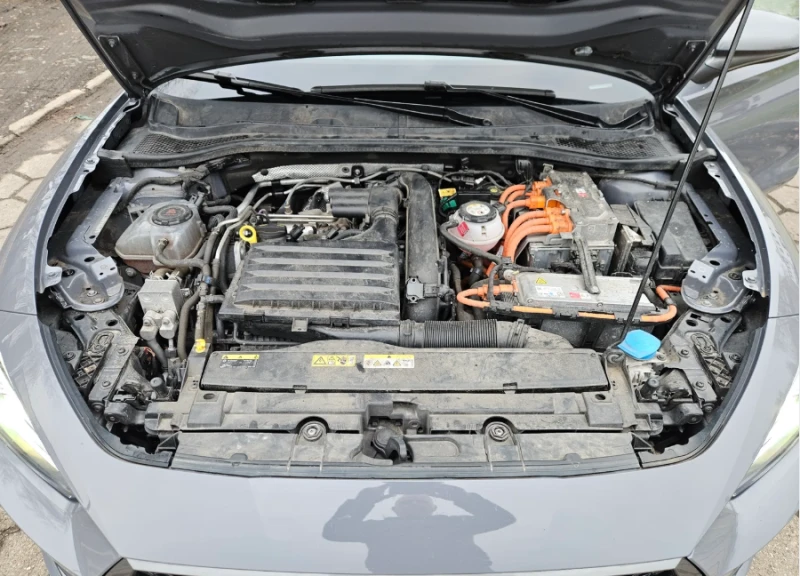 Cupra Leon  1.4 e-Hybrid PHEV DSG, снимка 13 - Автомобили и джипове - 52673771