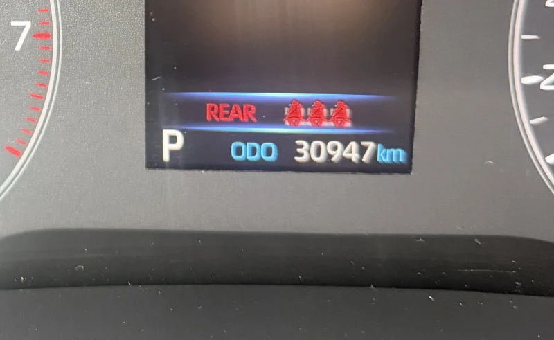 Toyota Corolla Cross, снимка 17 - Автомобили и джипове - 52999674