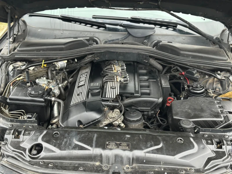 BMW 520, снимка 10 - Автомобили и джипове - 53063266