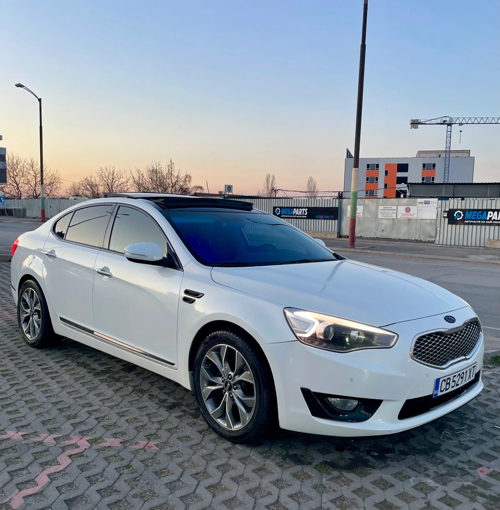 Kia K7 3.0 LPG Prestige Promo/Panorama/Carplay/Shadowline | Mobile.bg � ����������� 11