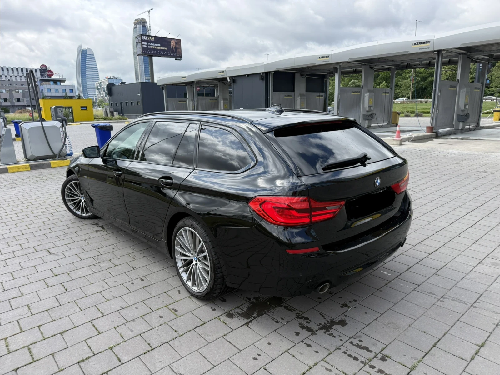 BMW 520 CarPlay, Panorama, снимка 15 - Автомобили и джипове - 55265768