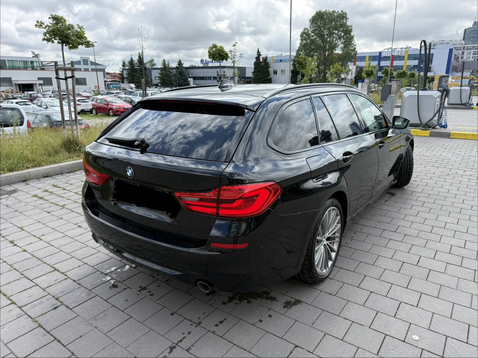 BMW 520 CarPlay, Panorama, снимка 13 - Автомобили и джипове - 55265768