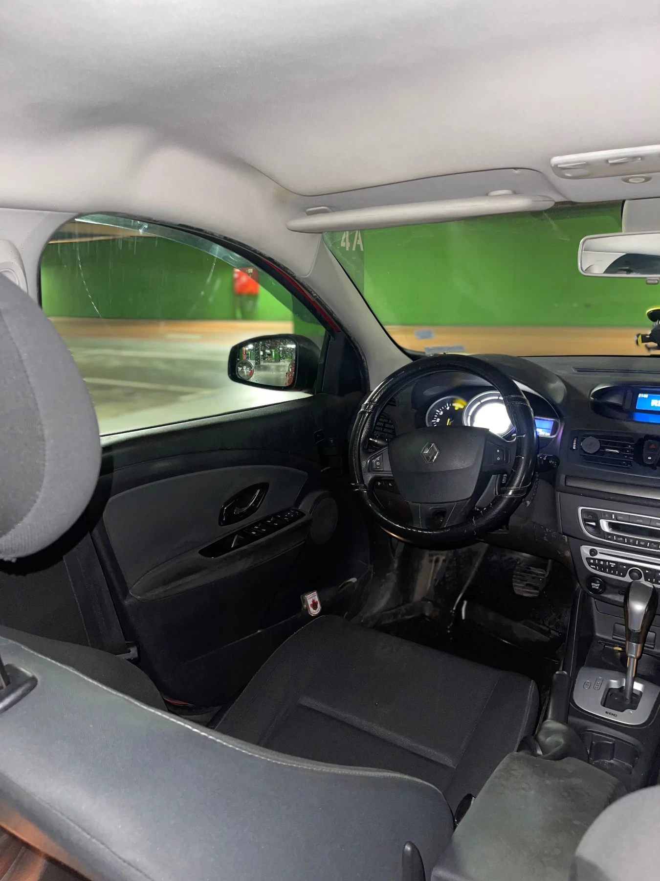 Renault Megane Grandtour 2012 1.5 dci  - изображение 10